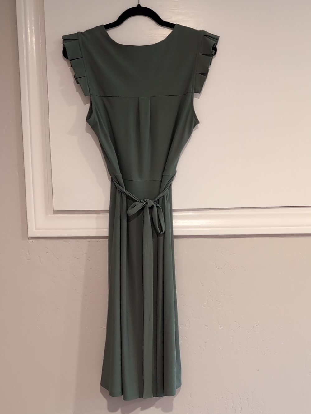 Monteau Sage Green Button-Front Midi Dress with Ruffle Cap Sleeves - Picture 4 of 4